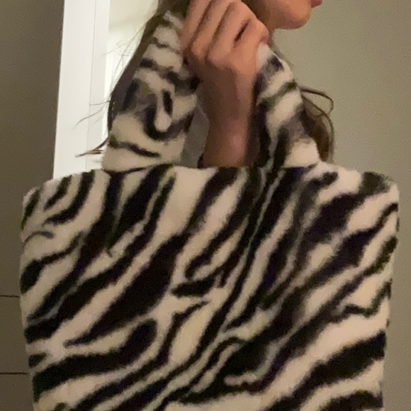 Fluffy zebra print bag y2k - Picture 3 of 3